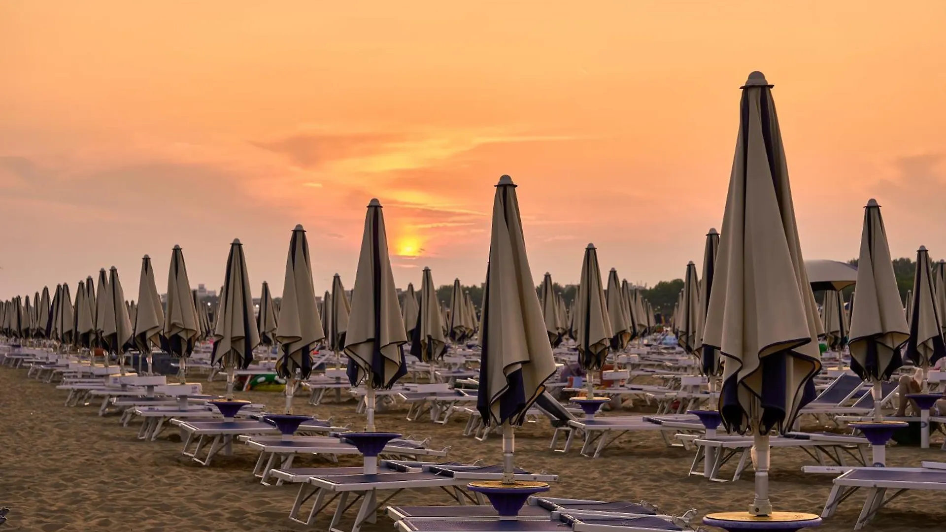 Feel At Home In Our Flat - Beahost Bibione 0*,  Italy
